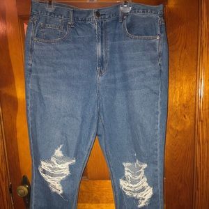 American Eagle Mom Jean Size 16 BNWT! 👖
